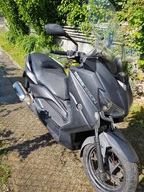 Yamaha X-Max 250 - 2016