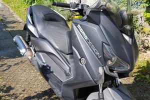 Yamaha X-Max 250 - 2016