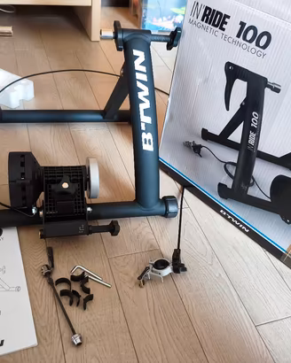 IN RIDE 100 BTWIN home trainer per bici