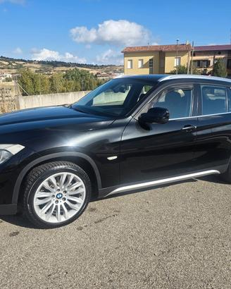 BMW x1 23d x driver