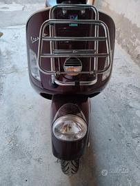 vespa piaggio 300 la via della moda 