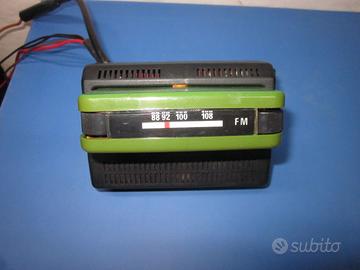 AUTORADIO " TANGA " verde FM (non originale )
