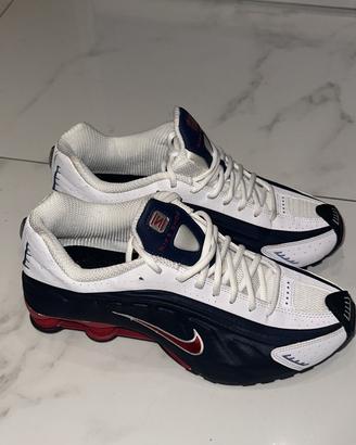 NIKE Shox R4 Midnight Navy