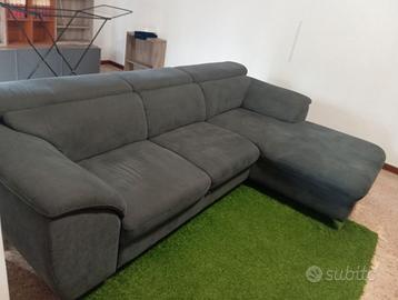 Divano letto con penisola