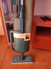 folletto aspirapolvere con accessori