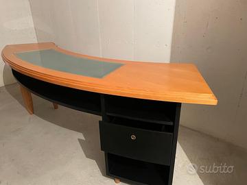 Bancone negozio in legno di faggio