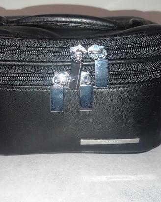 KIT DA VIAGGIO.