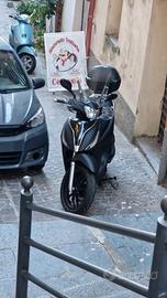 Kymco People s 200