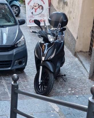 Kymco People s 200
