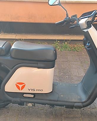 scooter elettrico classe 125, 4300km