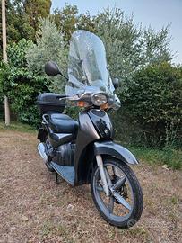 Aprilia Scarabeo 100 4T