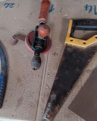 Attrezzi manuali vari