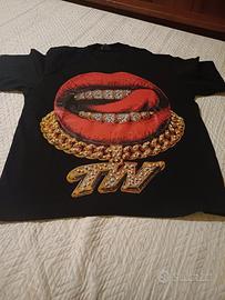 T-shirt nera con stampa grafica, taglia S