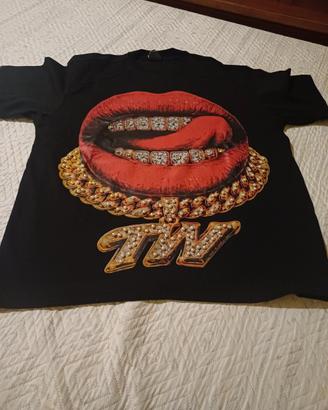 T-shirt nera con stampa grafica, taglia S