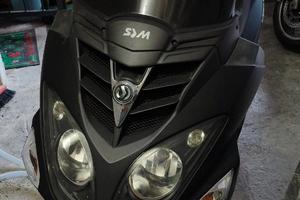 Sym 200 cc