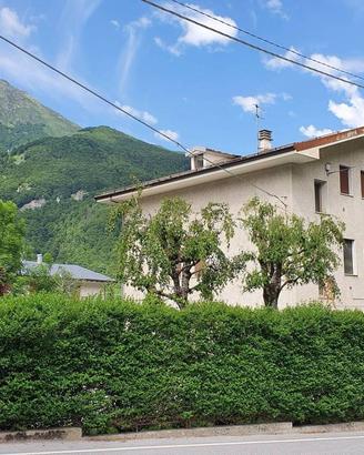 Attico / Mansarda di 101 m² con 3 locali e box aut