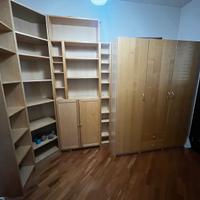 Cameretta composta da armadio libreria e scrivania