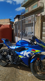 Suzuki GSX R125