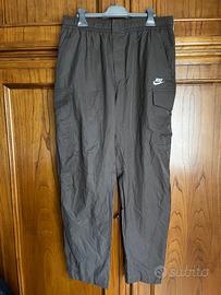 Nike pantaloni standard fit nuovi