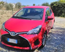 TOYOTA Yaris Hibrid- 2016