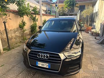 Audi q3 2000 td business 120 cv con cambio automat