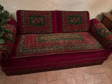Divano letto anni 40 in velluto