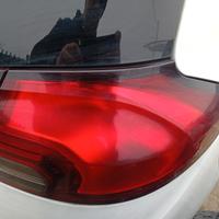 Fanale posteriore dx Opel Zafira c tourer anno 201