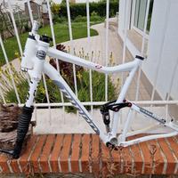 mtb niner jet 9 alu con forcella lefty