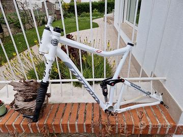 mtb niner jet 9 alu con forcella lefty