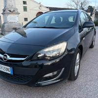 Opel Astra 1.7 CDTI 110CV Sports Tourer 2013