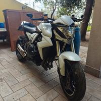 Honda CB1000 R