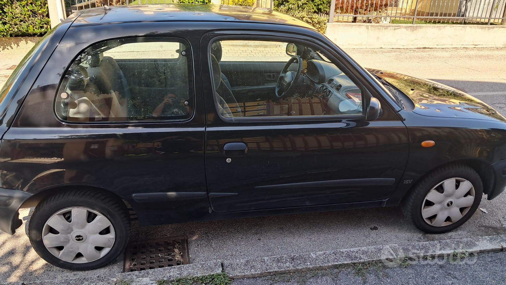 Nissan Micra 2000 photo 3