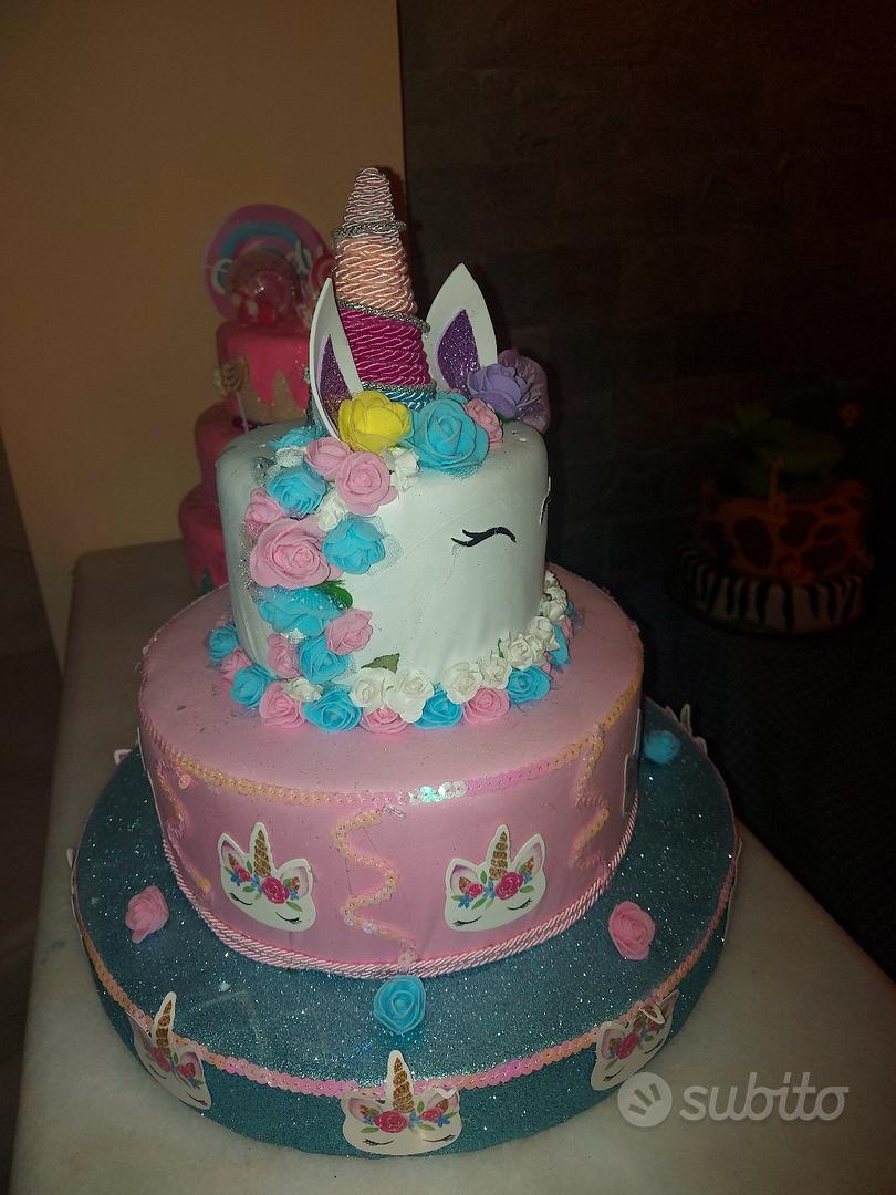 Torta finta tema Barbie - Tutto per i bambini In vendita a Napoli