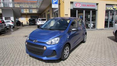HYUNDAI - i10