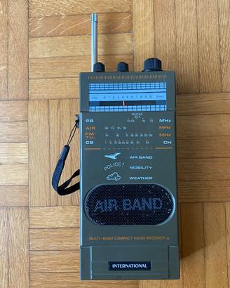 Radio scanner portatile International