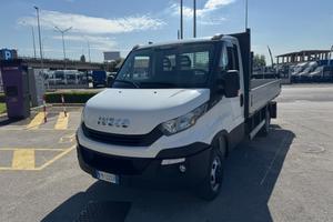 Iveco daily 35-120 cassone fisso lungo 017