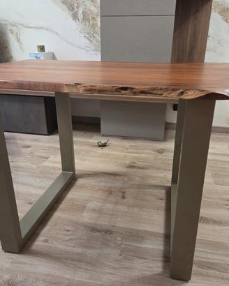 TAVOLO DA PRANZO IN LEGNO ACACIA
