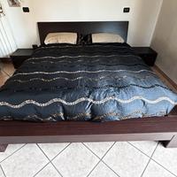 Struttura letto e comodini