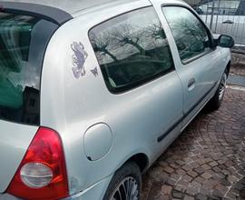 RENAULT Clio 2ª serie - 2002