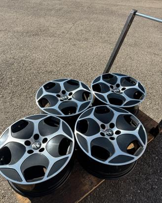 cerchioni alfa romeo 17”