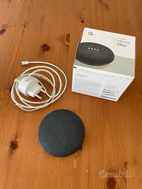 Google Home Mini - cavo leggermente usurato