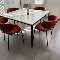 Due tavolo quadrato 130x130cm