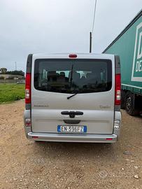 Renault trafic 9 posti