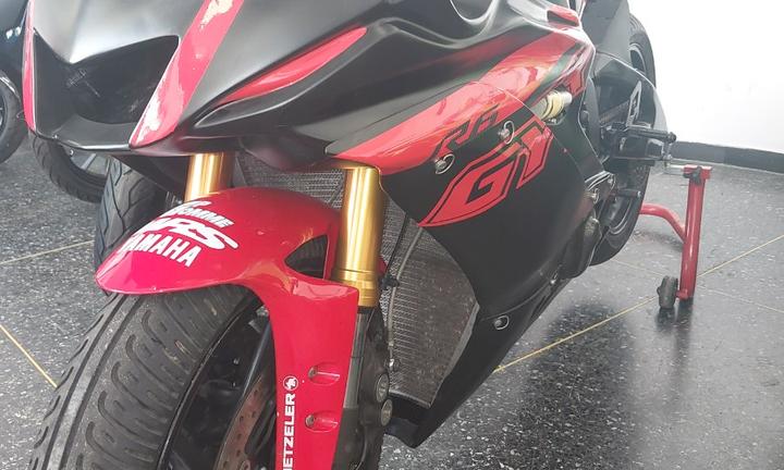 Yamaha YZF R6