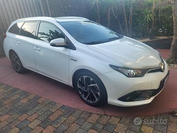 Auris Touring Sport  Lounge 140cv
