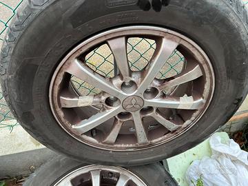 Cerchi in lega e gomme estive