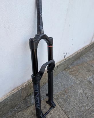 Rockshox lyrik 29" charger 3.1 150mm