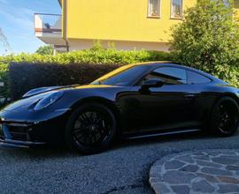 PORSCHE 992 911 Coupe 3.0 Carrera 4 GTS auto