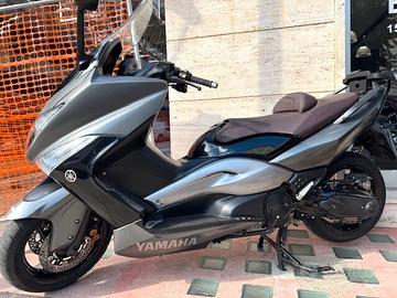Yamaha T Max