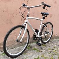 Bicicletta Raleigh bianca come nuova